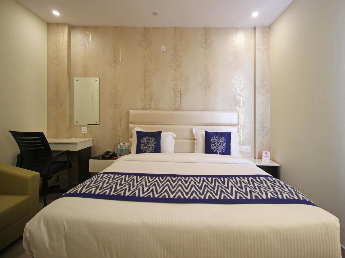 Oyo 8132 Hotel Kukreja Dehradun Buitenkant foto